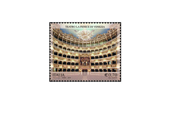 Italien 200 Briefmarken postfrisch/gestempelt
